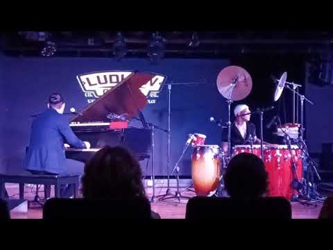 Alfredo Rodriguez & Pedrito Martinez perform Michael Jackson's "Thriller" at the Ludlow Garage.