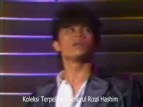 Realiti Dan Fantasi - kumpulan CrossFire