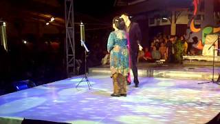 Download lagu Max Valerio Feat Waljinah,'Semusim'(Crysie). Festival Keroncong 29 Sept 2011, Solo Indonesia.3GP mp3