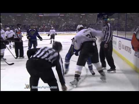 Aaron Voros vs Eric Brewer Oct 11, 2010