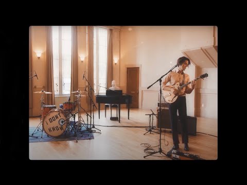 Video thumbnail for Boys Don't Cry