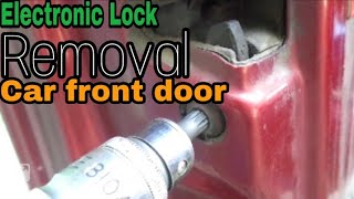 Stuck electronic door lock removal | Skoda Octavia
