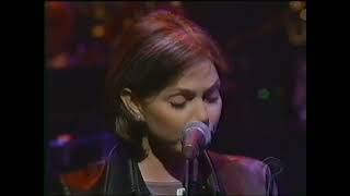 Nanci Griffith live on The Late Show with David Letterman (1999.09.13)