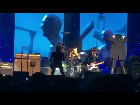 Hollywood Vampires - Raise the Dead (Live) - Paris, France, 06/25/2023