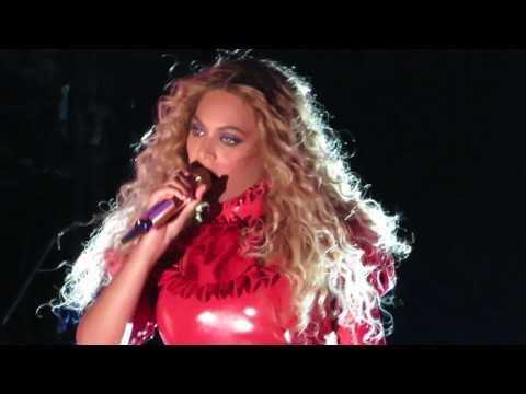 Beyoncé - Crazy In Love (Formation World Tour 2016 Brussels 07-31-2016)