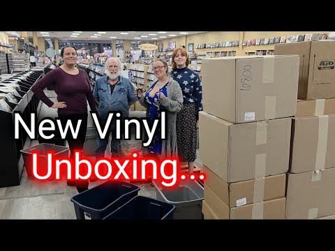 Massive Vinyl Record Unboxing – New Releases, Classics & Surprises! 🎶