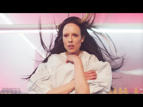 Allie X – Regulars (Official Music Video)
