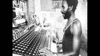 King Tubby ft Augustus Pablo - Borderline Dub