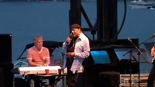 Al Jarreau - &quot;Teach Me Tonight&quot; (LIVE)