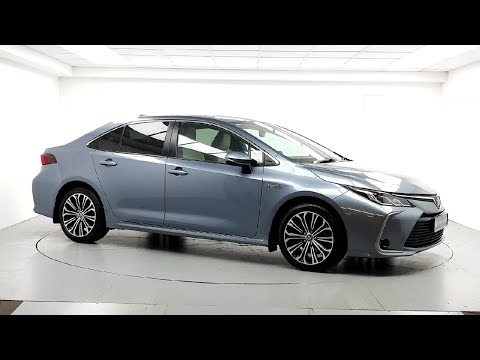 Toyota Corolla 1.8 Hybrid Luna Sport Saloon - Image 2