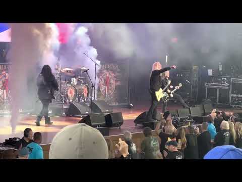 Slaughter “Won’t Get Fooled Again” live cover