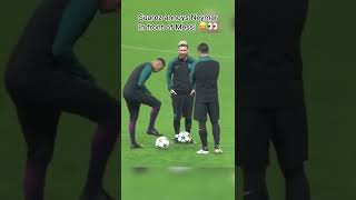 Download lagu Suarez annoys Neymar in front of Messi 😂👀 #shorts #football #soccer #messi #neymar #suarez mp3 Download lagu Suarez annoys Neymar in front of Messi 😂👀 #shorts #football #soccer #messi #neymar #suarez mp3