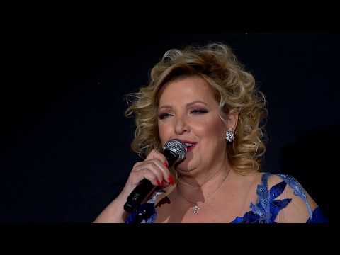 Snežana Đurišić - Udario tuk na luk / *50 godina karijere* Sava Centar 2019