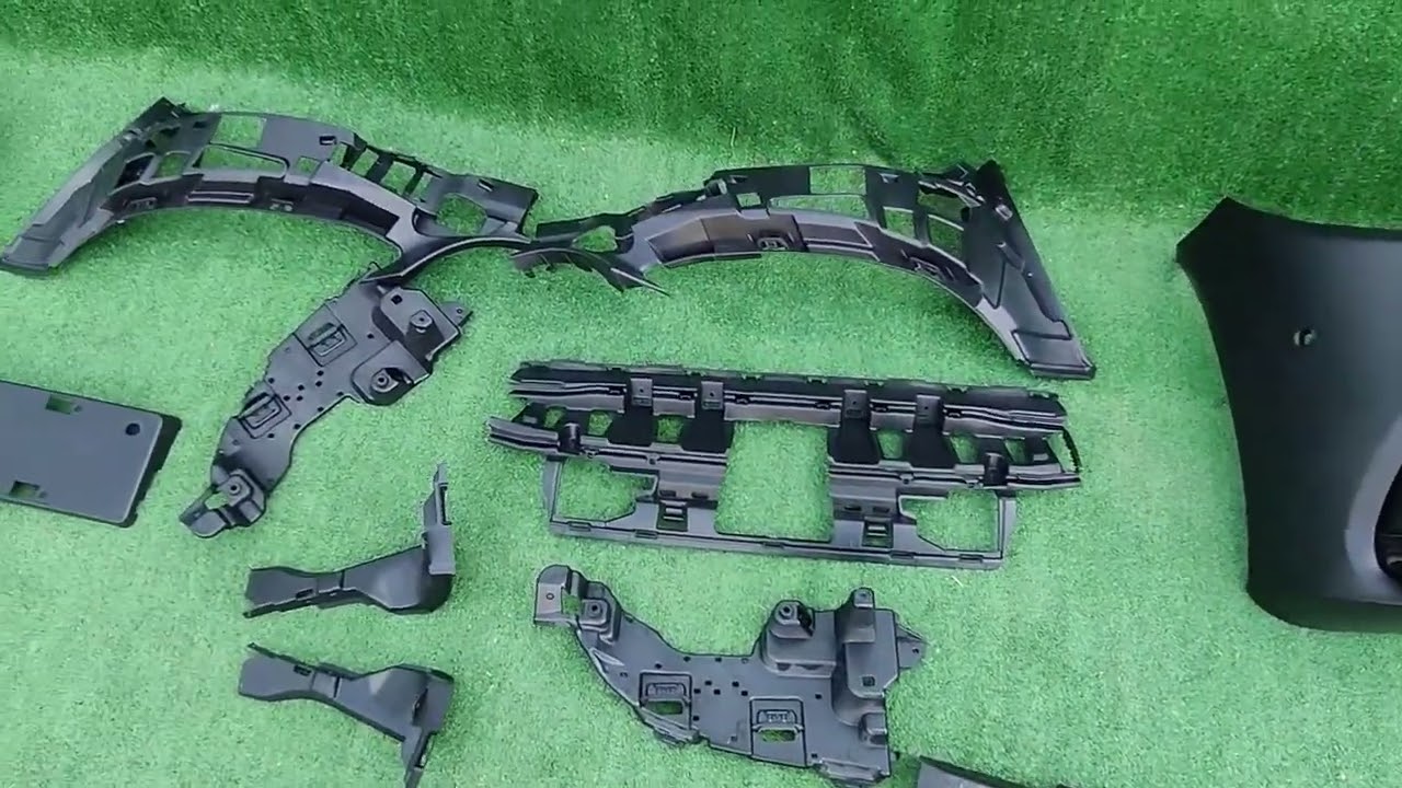 Комплект обвеса с диффузором (дизайн AMG C63 2018-2021) Video 1