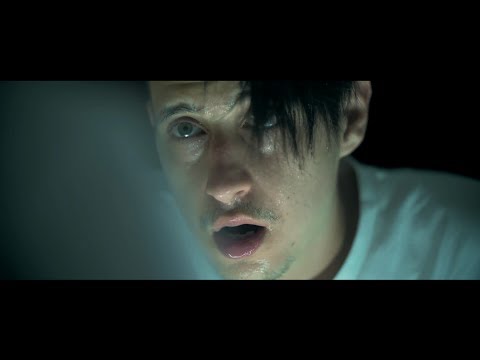 Reginald – Vítěz (feat. Sarah Hovoričová) [Official video]