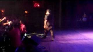 Iyaz - Iyaz and Mo Before The Holidays [Extras]