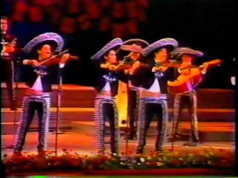 Track 10 - Viva Veracruz - Mariachi Vargas.mp4