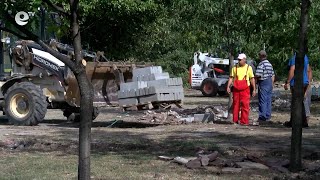 Ремонтират алеята в парк Кенана