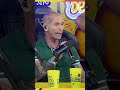 OJITOS ROJOS / KE PERSONAJES