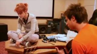 Paramore: Feeling Sorry [Acoustic]