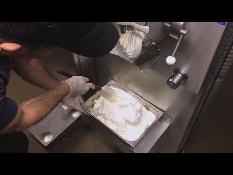 Veja como o sorvete é feito na Fresco Gelateria em Nova York