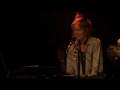 Naïma Joris Live at AB - Ancienne Belgique