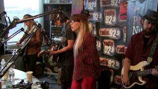 Grouplove - &quot;Shark Attack&quot; Acoustic (HQ)