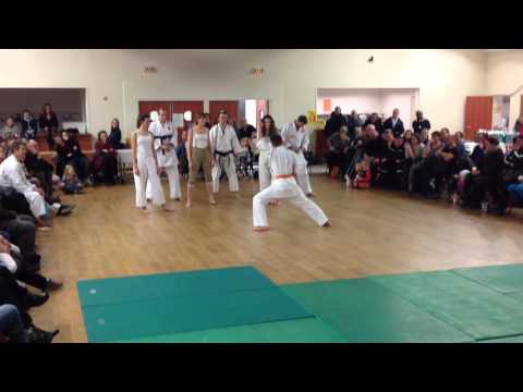 Le Karaté Club de Damville dans un remake des Bronzés