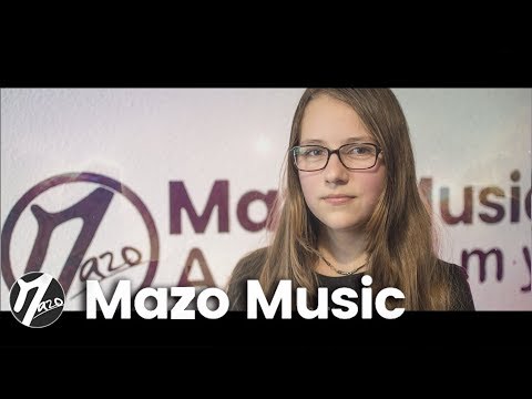 Daniela Socol - Despacito Romanian (Mazo Music Academy)
