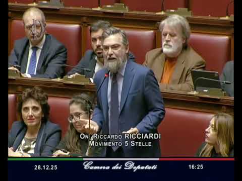 Ricciardi a FdI:"Non ci preoccupa parlare di Antisemitismo. Siete voi che indossavate la svastica"