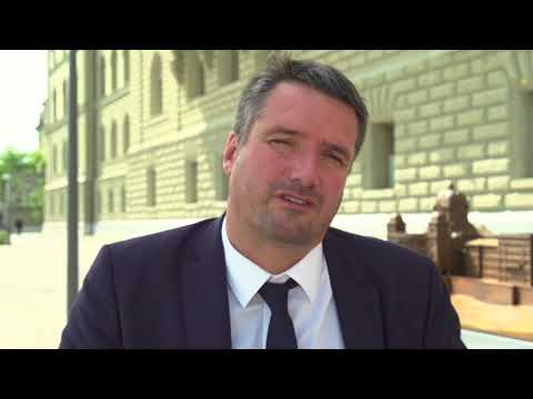 Bezahlbare Medikamente - Interview von Christian Levrat