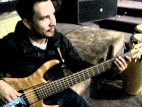Bass Lesson - Cumbia w/ Issai Piñon