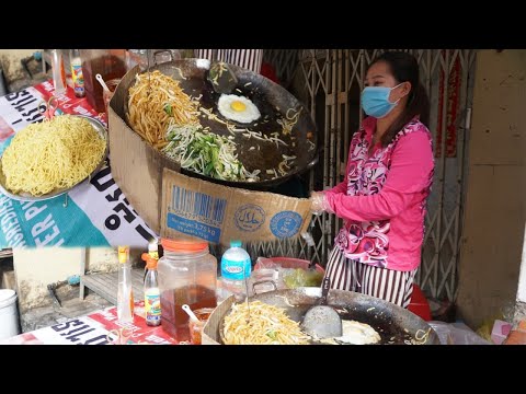 Amazing Girl Cooking Sort Noodles in Samaki Market - Morning Street Food @Phsa Samaki Russey Keo