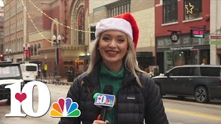 Knoxville preps for Christmas parade