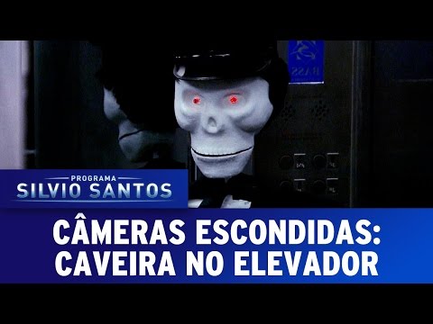 Caveira no Elevador | Skeleton in a Elevator Prank - Câmeras Escondidas (07/05/17)