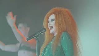 Fangoria - A Quién le Importa (ATL) - Videoclip en Directo