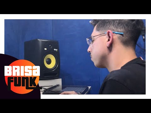 DJ CYCLONE, MC INDIA E MC GUIZINHO NIAZI - SESSÃO DE STUDIO NA BRISA FUNK