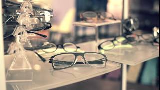 preview picture of video 'Specs Around Town | Eyeglasses Boutique Serving Bloomington, Champaign and Peoria IL'