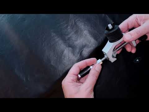 attachéPLUS triangle clip setup thumbnail