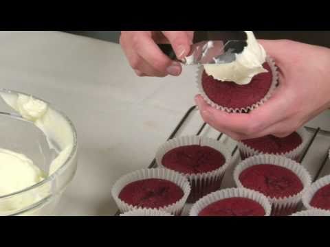 download lagu mp3 mp4 Red Velvet Cupcakes Hummingbird, download lagu Red Velvet Cupcakes Hummingbird gratis, unduh video klip Red Velvet Cupcakes Hummingbird