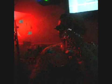 MC LEANDRINHO DO A.B.C AO VIVO ( ESPAÇO 28 BAR ) ( DJ DIGO )