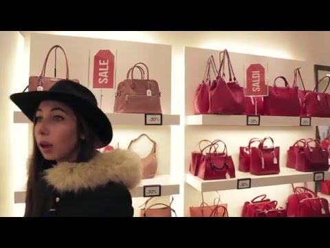 LE DONNE E I SALDI - Insopportabilmente donna