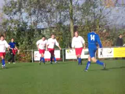 14-11-09 Linschoten 2 - Koudekerk 2 redding Bart Rademaker