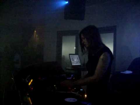 MISS JOOLS aka SLEEPER THIEF MOBILEE at JUICE Club (Bergamo) ITALY 19-12-08