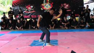 Download lagu Ebby Yus Bersilat mp3