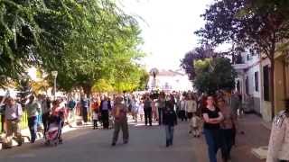 preview picture of video 'Procesion de la Virgen del Pilar en Sisante 2013'