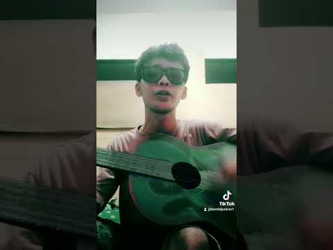 cover "aku bukan jodoh mu"