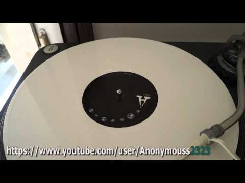 Aum 02 - A - Foetusdreams - Frames