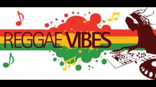 Gregory Isaacs  -Dennis Brown - Love Me or Leave Me