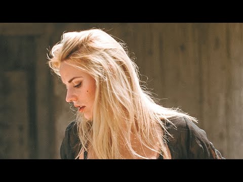 Enzo Gragnaniello e Tony Cercola - Donna